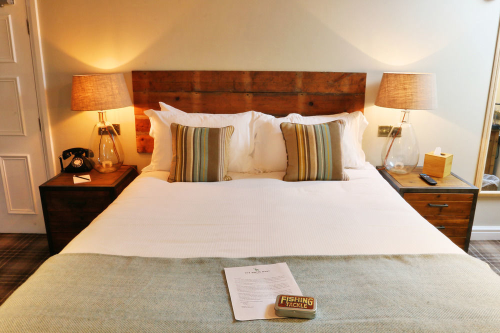 Hotel The White Hart Stockbridge  Exterior foto